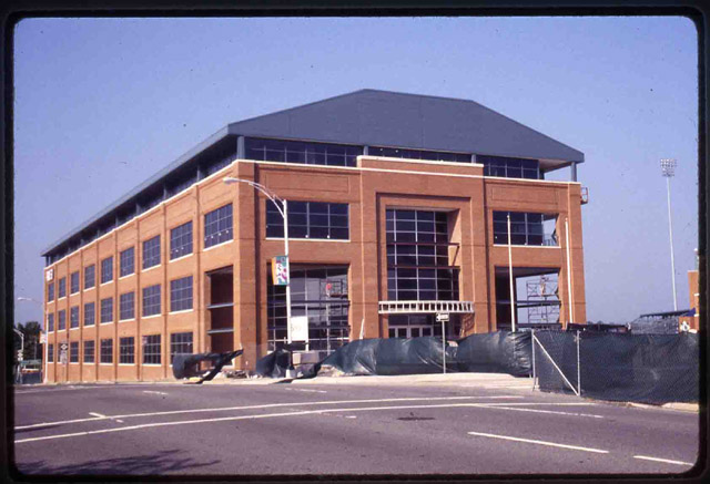 Diamond View Building, 1990s
