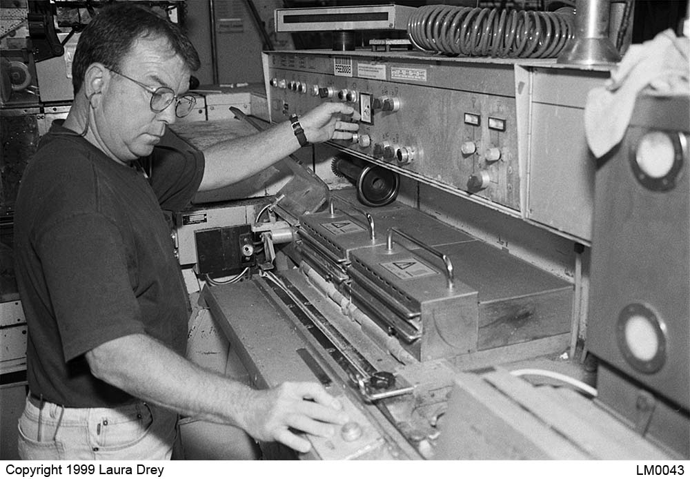 image of cigarette making machine being started